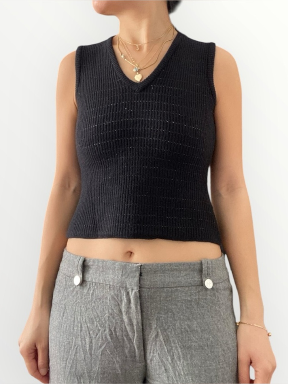 Vintage DKNY 1990s Black Wool Knitted V-Neck Sleeveless Sweater Size S
